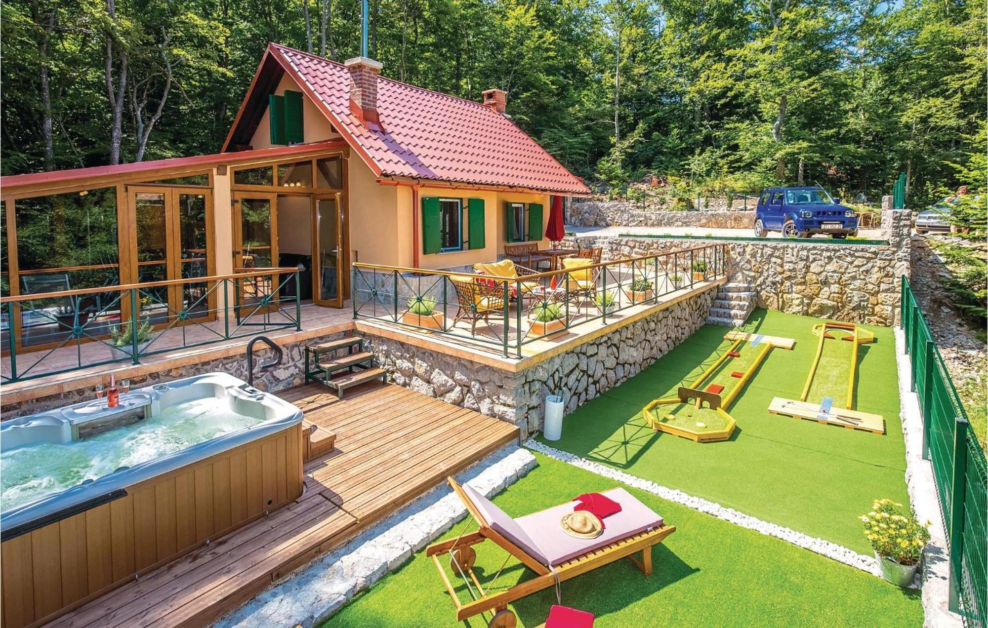 Stunning Home In Bribir With Kitchen Kültér fotó